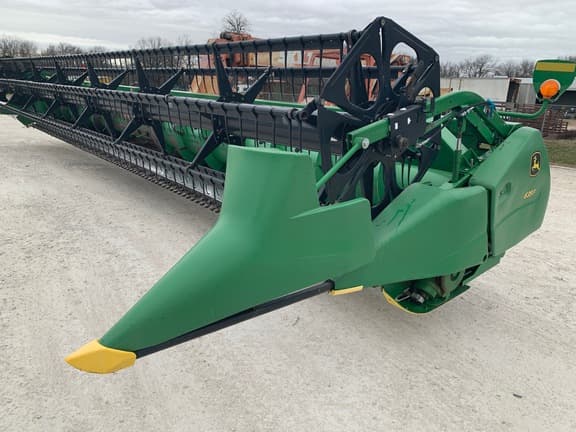 Image of John Deere 635F equipment image 1