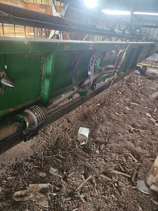 Image of John Deere 635F equipment image 4