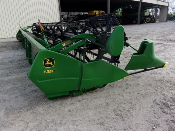 Image of John Deere 635F equipment image 2
