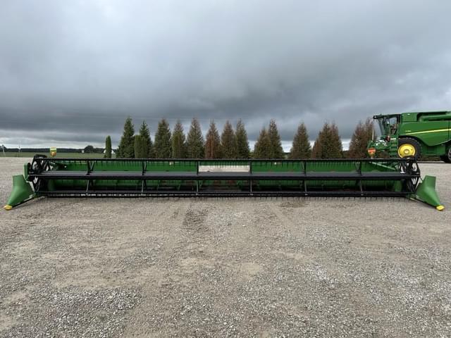 Image of John Deere 635F equipment image 1