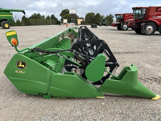 Image of John Deere 635F equipment image 3