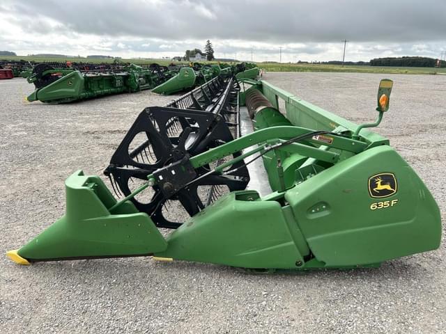 Image of John Deere 635F equipment image 4