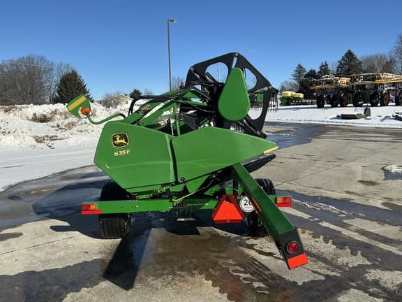 Image of John Deere 635F equipment image 1