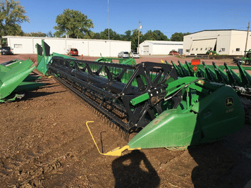 Main image John Deere 635F