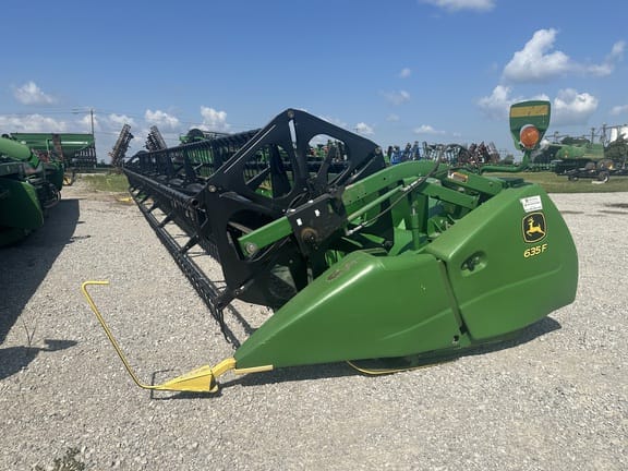 2011 John Deere 635F Equipment Image0