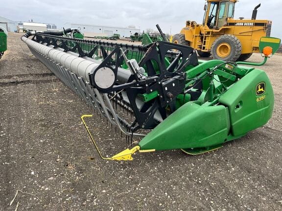 Main image John Deere 635F