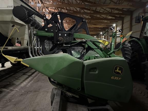 Image of John Deere 635F equipment image 2