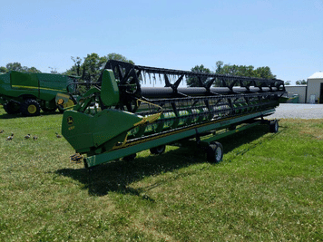 Main image John Deere 635F