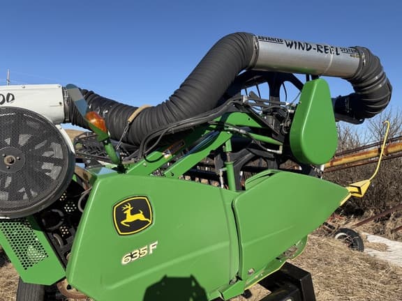 Image of John Deere 635F equipment image 3