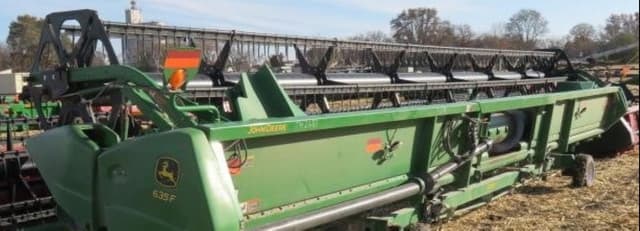 Image of John Deere 635F equipment image 3