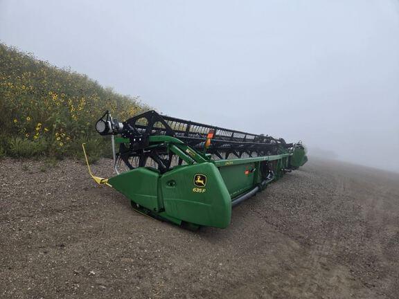 Image of John Deere 635F equipment image 4