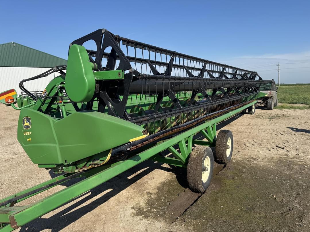 Image of John Deere 635F Primary image
