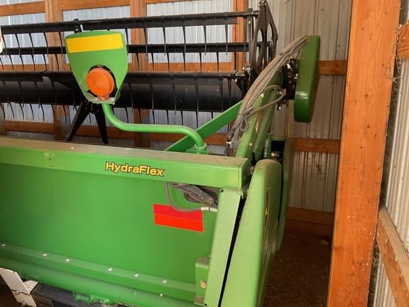 Image of John Deere 635F equipment image 4