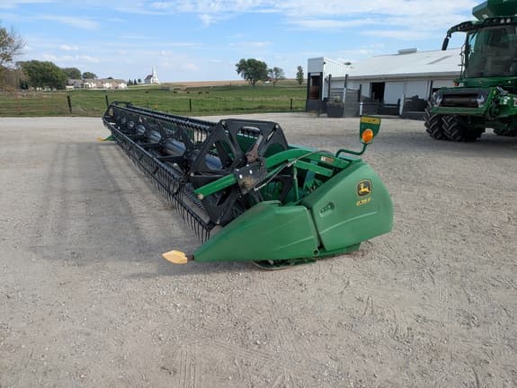 Image of John Deere 635F equipment image 3