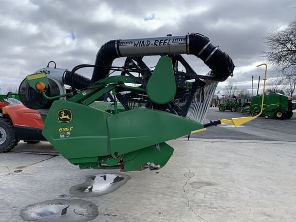 Main image John Deere 635F