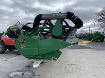 Main image John Deere 635F