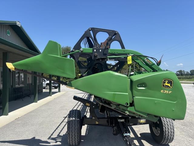 Image of John Deere 635F equipment image 1