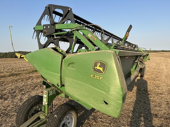 Image of John Deere 635F equipment image 2