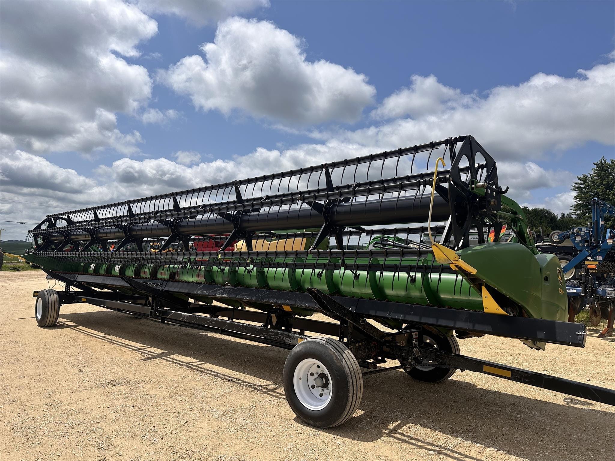 Main image John Deere 635F