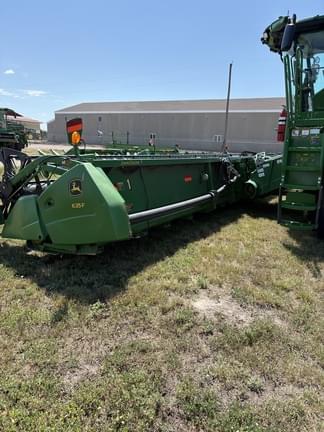 Image of John Deere 635F equipment image 3