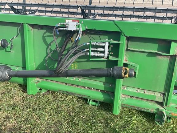 Image of John Deere 635F equipment image 3