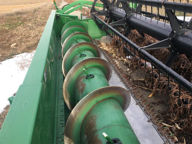 Image of John Deere 635F equipment image 3
