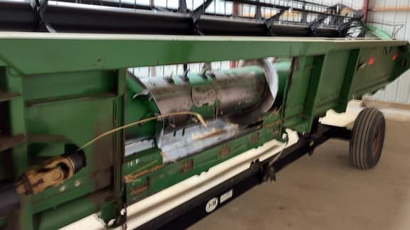 Image of John Deere 635F equipment image 2