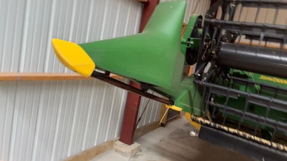 Image of John Deere 635F equipment image 4