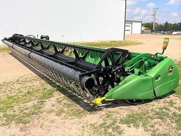 Main image John Deere 635F