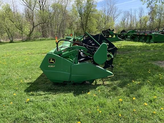 Image of John Deere 635F equipment image 3