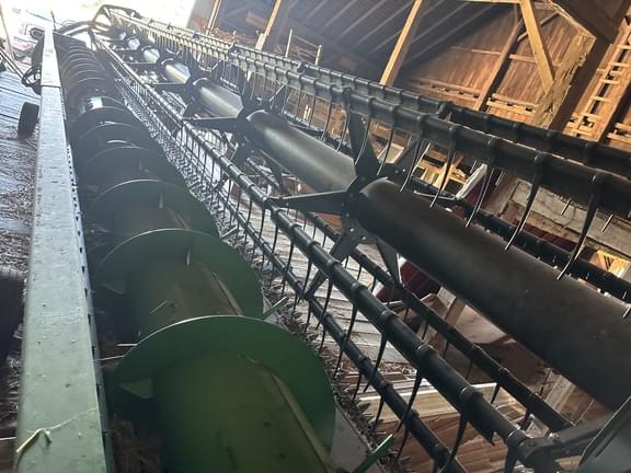 Image of John Deere 635F equipment image 1
