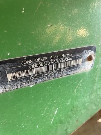 Image of John Deere 637 equipment image 1