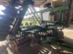 2011 John Deere 637 Image