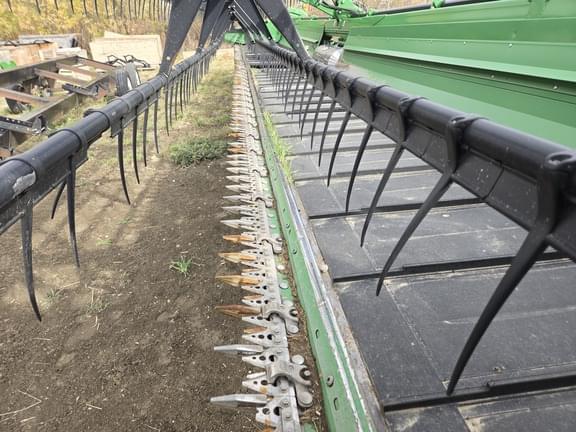 Image of John Deere 640D equipment image 2