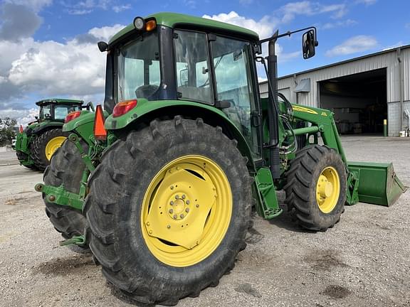 Image of John Deere 6430 equipment image 3