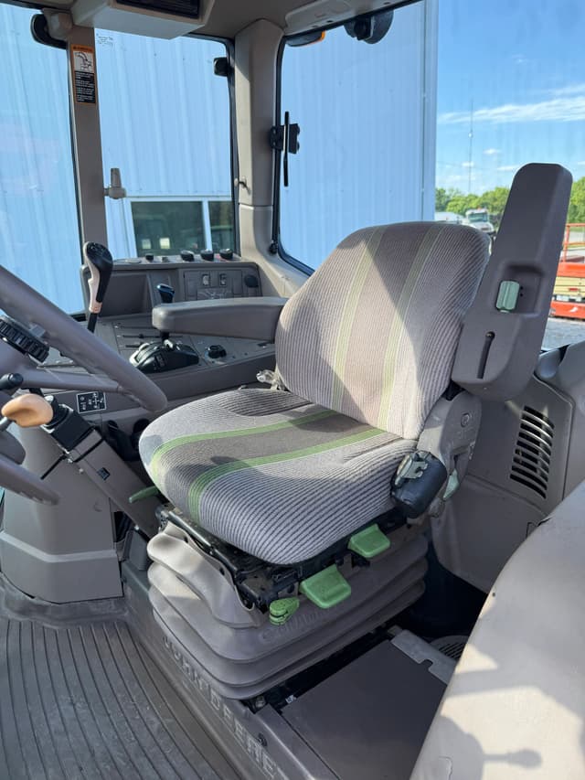Image of John Deere 6430 equipment image 4
