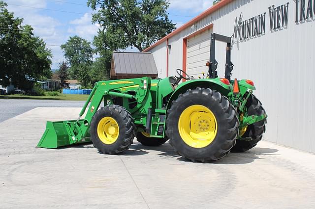 Image of John Deere 6430 equipment image 4