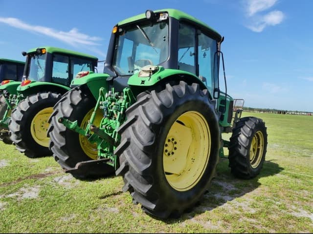 Image of John Deere 6430 equipment image 2