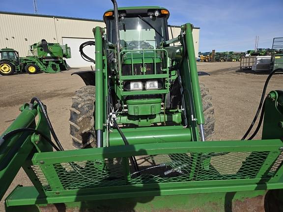 Image of John Deere 6430 equipment image 3