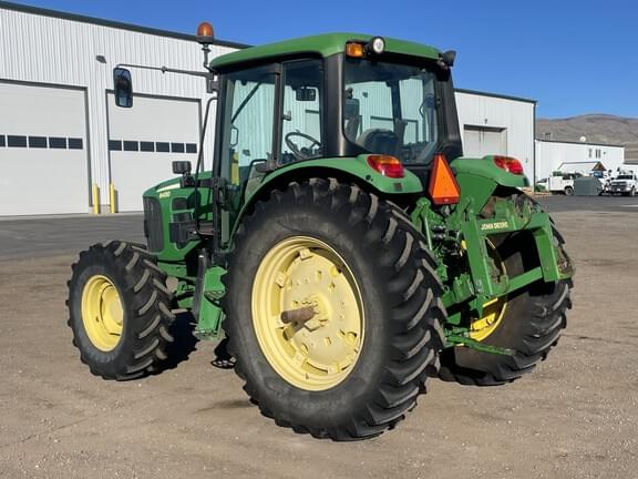 Image of John Deere 6430 equipment image 2