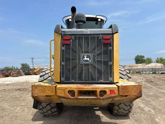 Image of John Deere 644K equipment image 3