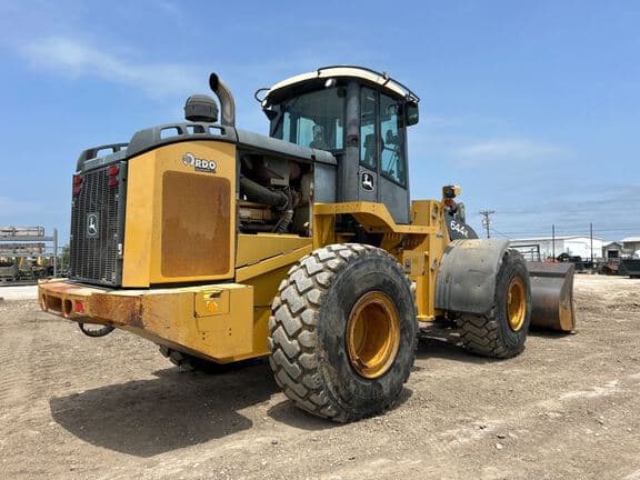 Image of John Deere 644K equipment image 4