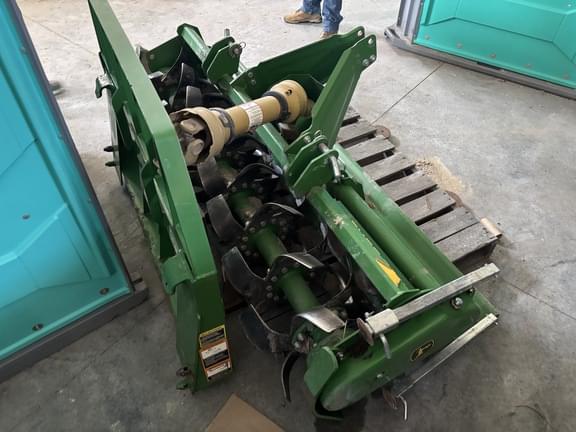 Image of John Deere 665 equipment image 1