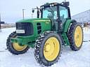 2011 John Deere 7130 Image