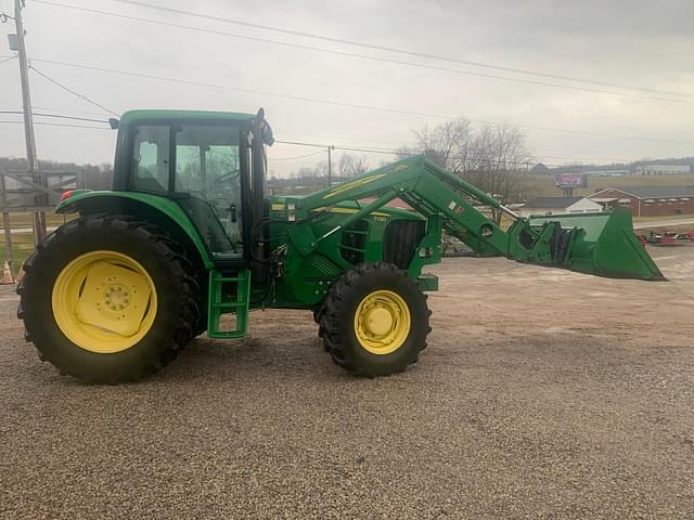 Image of John Deere 7130 equipment image 4