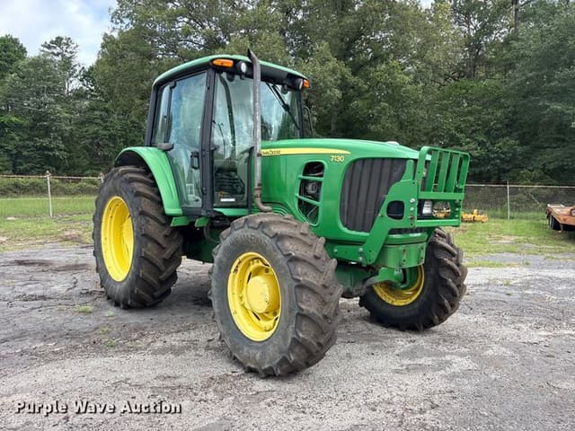 Image of John Deere 7130 equipment image 2