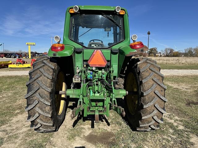 Image of John Deere 7130 Premium equipment image 3