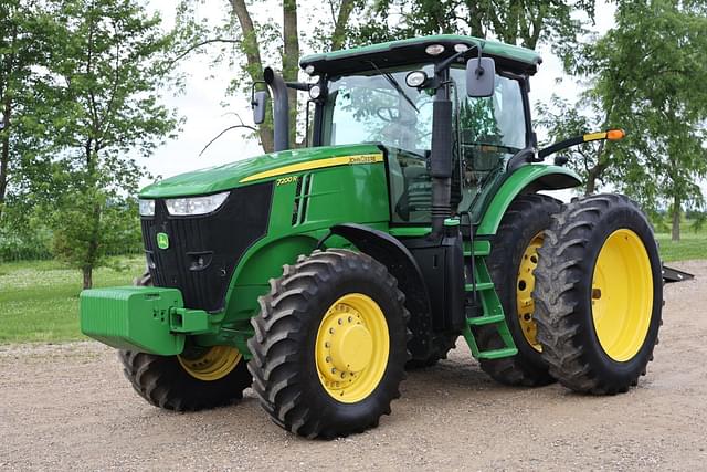 Image of John Deere 7200R equipment image 1