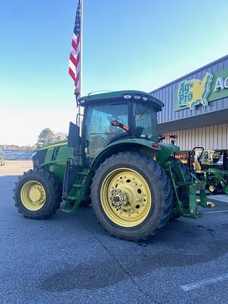 Image of John Deere 7200R equipment image 4