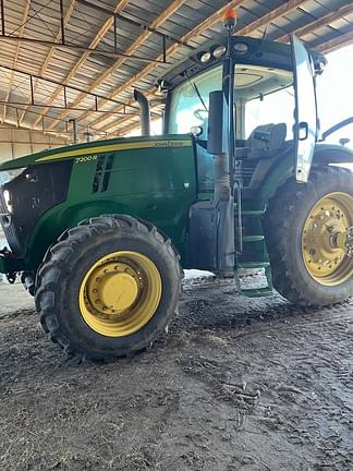 Image of John Deere 7200R equipment image 1